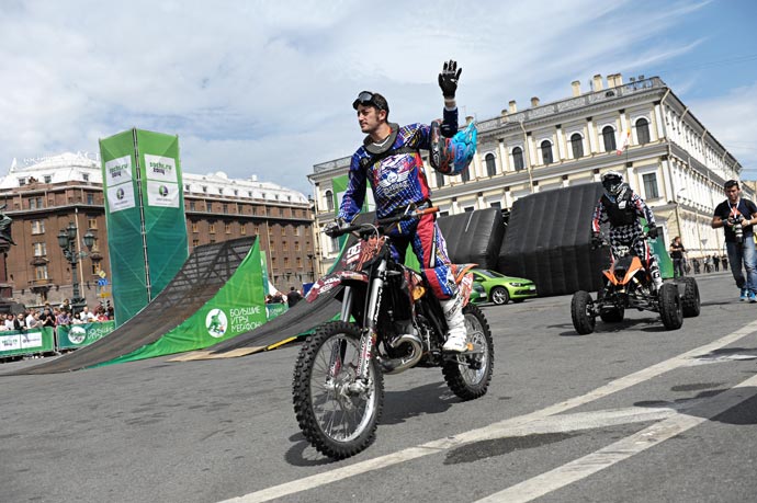 FMX на больших играх Мегафона в День города