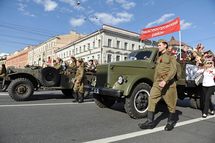 Парад ветеранов 2012 в Санкт-Петербурге