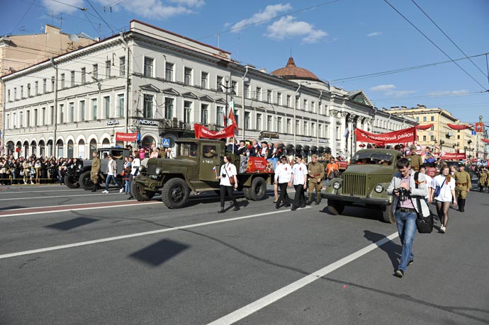 Парад ветеранов 2012 в Санкт-Петербурге