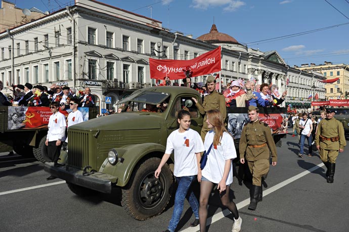 Парад ветеранов 2012 в Санкт-Петербурге