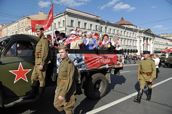 Парад ветеранов 2012 в Санкт-Петербурге