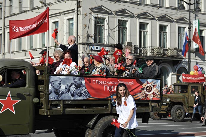 Парад ветеранов 2012 в Санкт-Петербурге