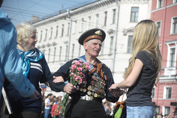 Парад ветеранов войны 2013 на Невском проспекте