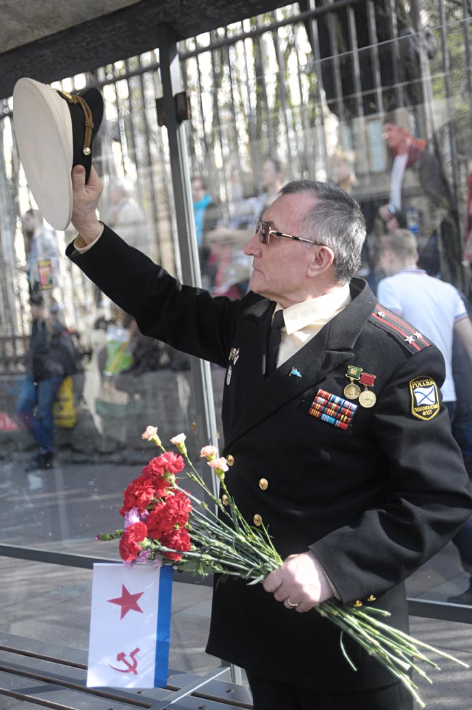 Парад ветеранов войны 2013 на Невском проспекте
