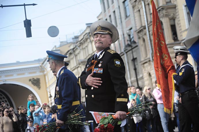 Парад ветеранов войны 2013 на Невском проспекте