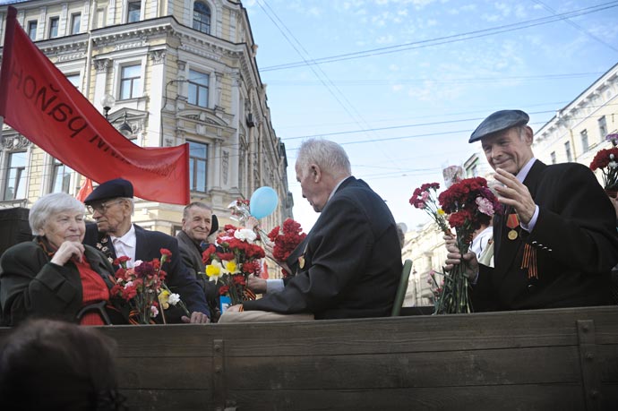 Парад ветеранов войны 2013 на Невском проспекте