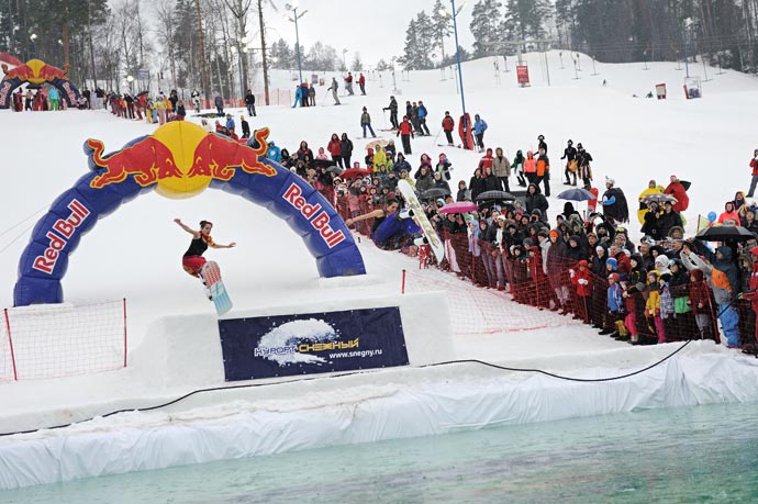 Аква-шоу 2012 Red Bull Jump&Freeze