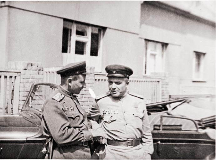 Старая фотография - офицеры 1941-1945